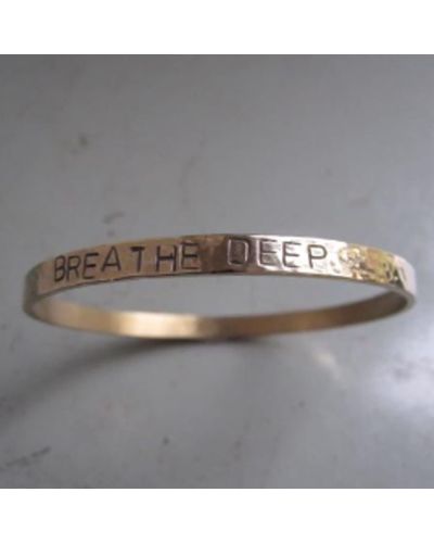 WINDOW DRESSING THE SOUL Breathe Deep Sheffield Silver Gold Plated Hand Hammered Bangle - Grigio
