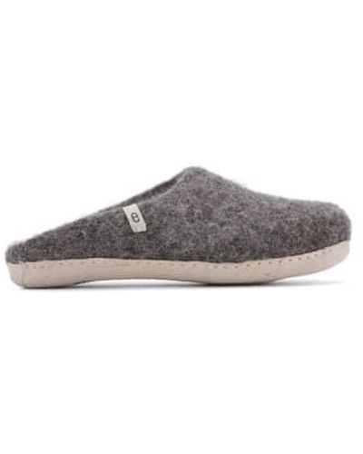 Egos Hand-made /brown Felted Wool Slippers - Grey