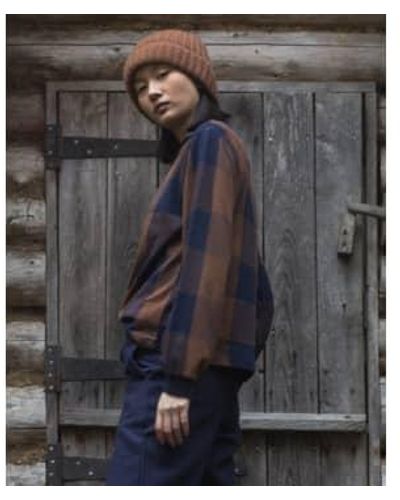 Beaumont Organic Aw23 Sierra Cay Knitted Check Top In Walnut And Night Sky Check - Nero