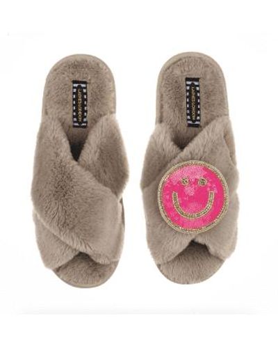 Laines London Classic Slipper With Smiley Brooch Toffee - Marrone