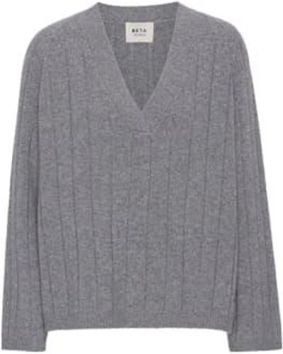 BETA STUDIOS Gail V-neck Mongolian Cashmere Sweater - Gray