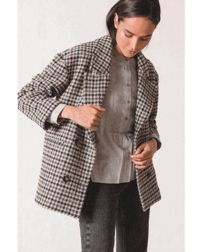 indi & cold Chequered Taupe Short Coat - Grey