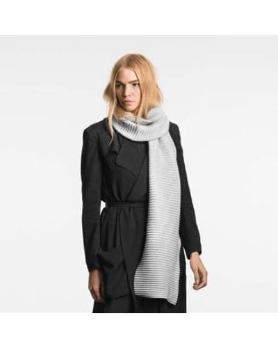 Design House Stockholm Long pleece unisex bufanda gris claro - Negro