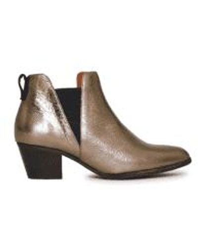 Esska Ginny Boots In Taupe From - Marrone