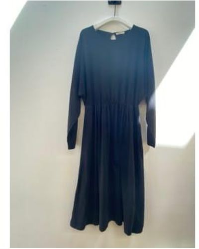 Beaumont Organic Talita robe en noir - Bleu