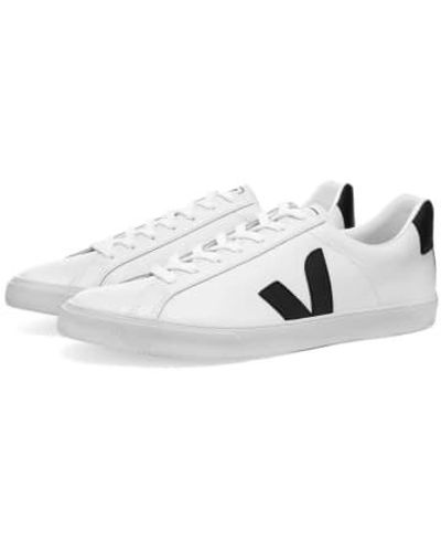 Veja Sneaker cuero limpio esplar blanco y negro