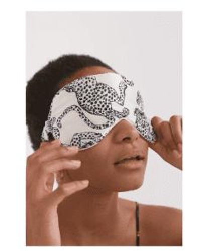 Desmond & Dempsey Jaguar Print Luxe Silk Eye Mask Size: OS, Col: C - Marrón