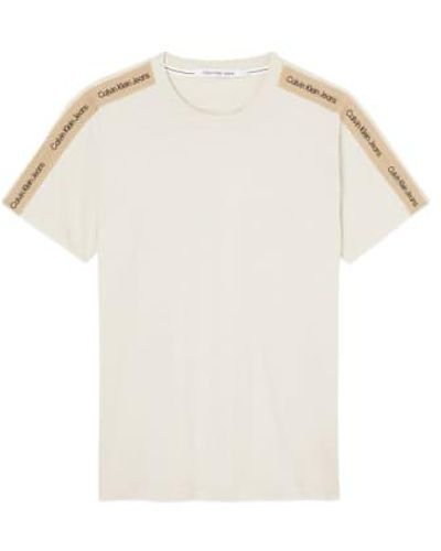 Calvin Klein T-Shirt mit Kontraststreifen – Eierschale - Weiß