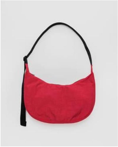 BAGGU Medium Nylon Crescent Bag Candy Apple 2 - Rosso