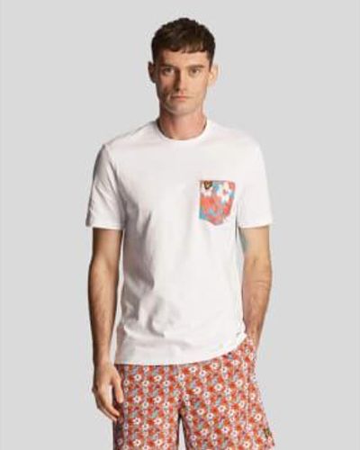 Lyle & Scott T-shirt poche à imprimé floral en blanc