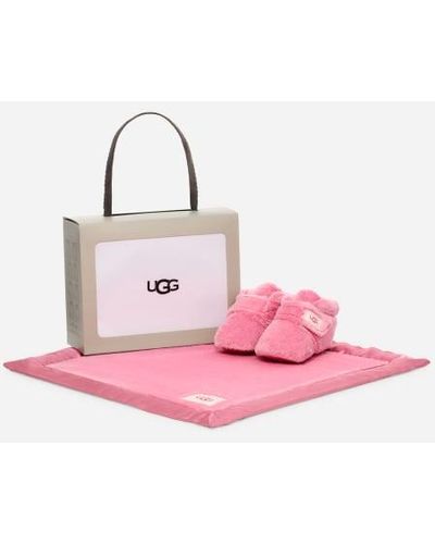 UGG ® Infants' Bixbee Bootie And Lovey Blanket Fleece Blankets|boots - Pink