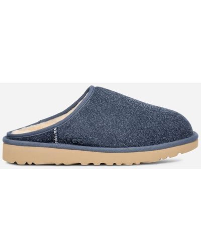 UGG Chausson à enfiler en daim Classic Shaggy pour homme | UE in Night At Sea, Taille 39 - Bleu