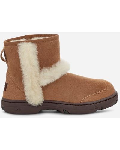 UGG ® Sunburst Mini Sheepskin/suede Classic Boots - Black