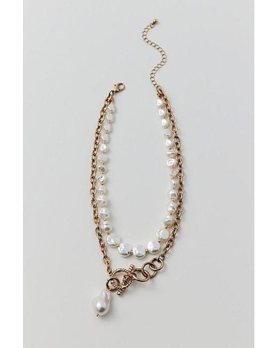 Urban Outfitters Chain & Pearl Toggle Layered Necklace - White