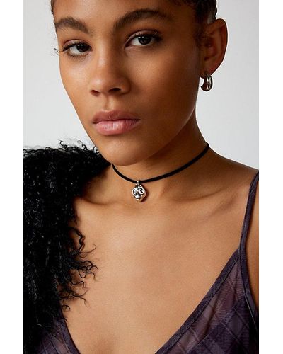 Urban Outfitters Modern Drop Ribbon Wrap Necklace - Brown