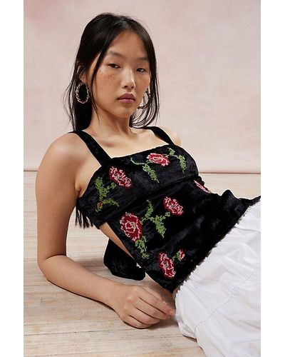 Kimchi Blue Kimchi Jana Velvet Embroidered Top - Black