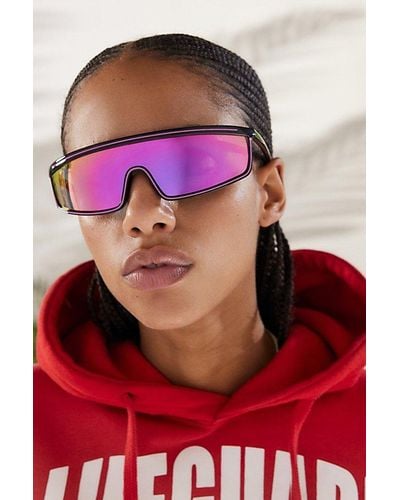 Urban Outfitters '80S Sport Shield Sunglasses - Red