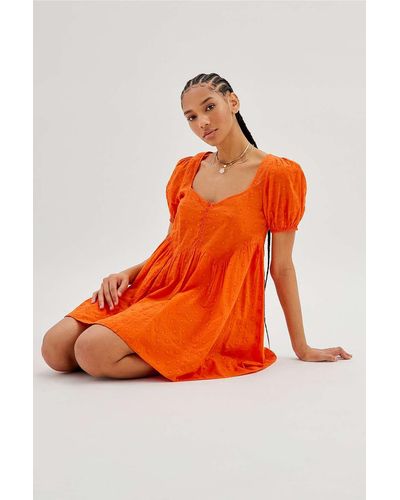 Urban Outfitters Uo - babydoll-minikleid "macy" mit punktmuster - Orange