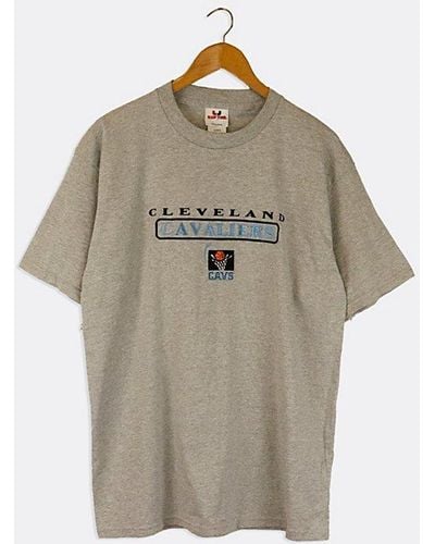 Urban Outfitters Vintage Deadstock Nba Cleveland Cavaliers Embroidered T Shirt Top - Natural