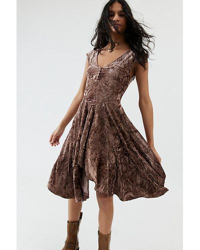 Urban Outfitters Uo Corina Velvet Short Sleeve Mini Dress - Brown