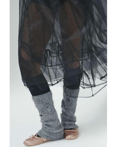 Knit leg warmers in grey