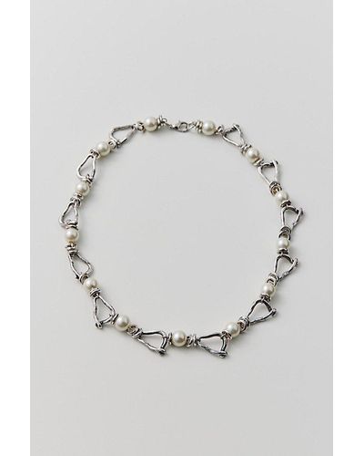 Urban Outfitters Corbin Pearl Chain Necklace - Metallic