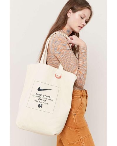Nike NEW Air Max Fashion Tote Bag BA5853-010 One Size $100