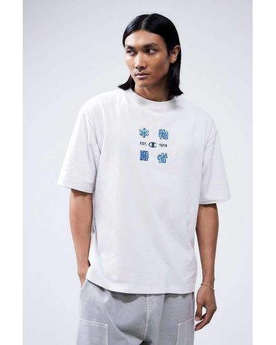 Champion Uo Exclusive Cloud Japanese T-shirt - White