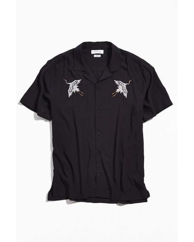 Urban Outfitters Uo Embroidered Crane Vacation Shirt - Black