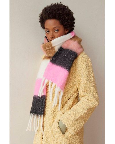 Urban Outfitters Holly Brushed Scarf - Pink