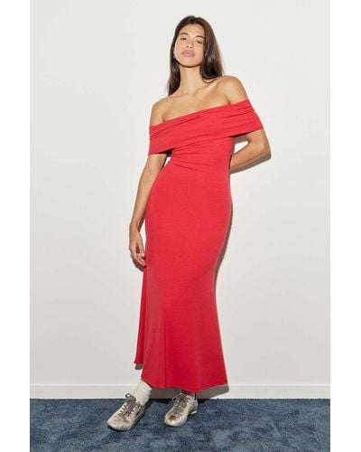 Silence + Noise Silence + Noise Jayde Off-the-shoulder Maxi Dress - Red