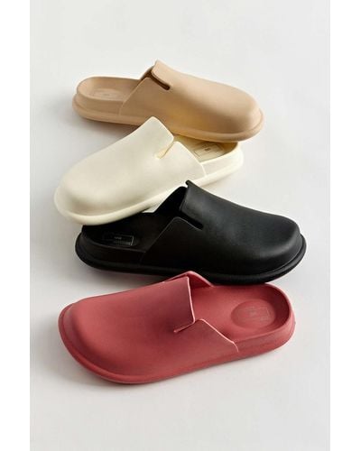 Urban Outfitters Uo Molded Eva Clog - Black