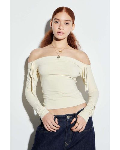 Lioness Insightful Off-the-shoulder Top - White