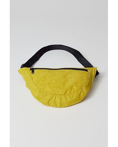 BAGGU Crescent Fanny Pack Bag - Yellow