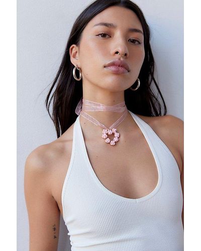 Urban Outfitters Rosette Heart Ribbon Choker Necklace - Pink