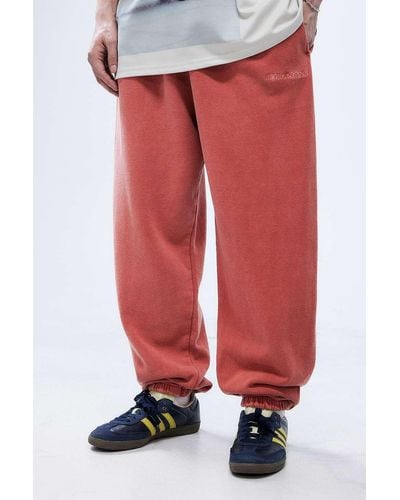 iets frans... Burnt Orange Overdyed Joggers - Red