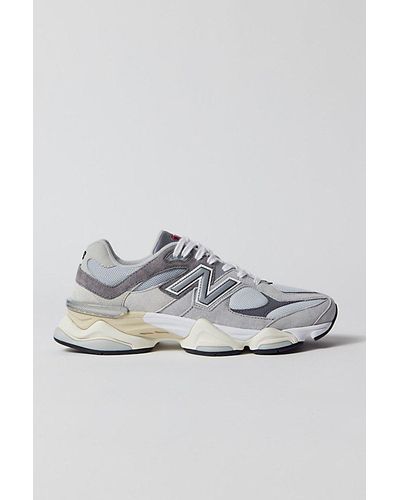 New Balance 9060 Sneaker - Metallic