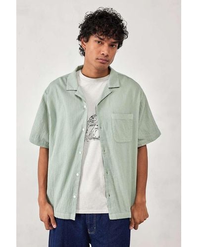 Urban Outfitters Uo Seafoam Crinkle Shirt - Green