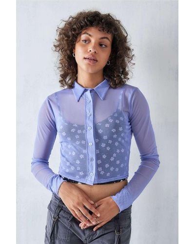 Daisy Street Kurz geschnittenes netzstoffhemd mit verspielt geblümtem camisole - Blau