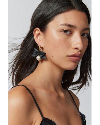 Urban Outfitters Pearl Bow Mini Hoop Earring - Black