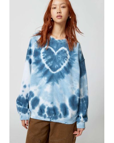 Urban Renewal Remade Heart Tie-dye Crew Neck Sweatshirt in Pink | Lyst