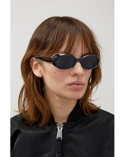 Urban Outfitters Mazzy '90S Plastic Oval Sunglasses - Brown