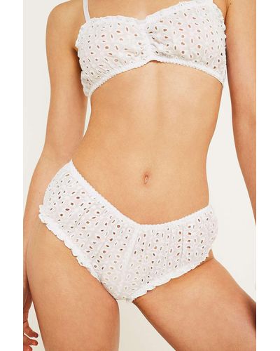 Miss Crofton Broderie Anglaise Knickers - White