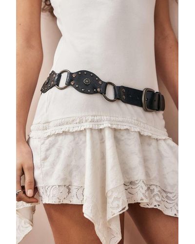 Urban Outfitters Uo Mini Leather Concho Belt - Black