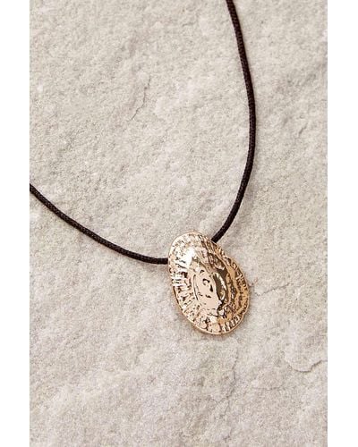 Silence + Noise Silence + Noise Delicate Shell Cord Necklace - Natural