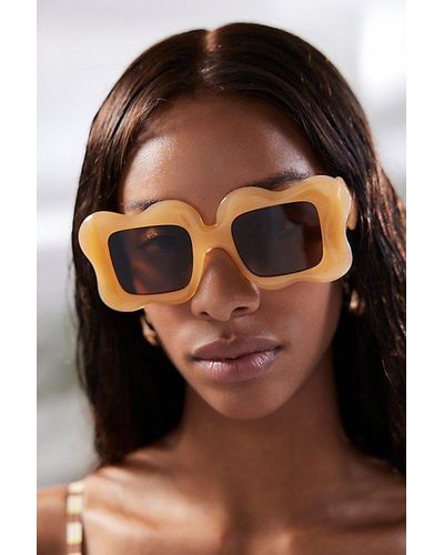 Urban Outfitters Wavy Square Sunglasses - Black