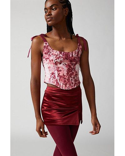 Urban Outfitters Uo Olivia Satin Micro Mini Skort - Red