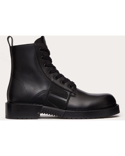 Valentino Garavani Vl7n City Combat Boot In Calfskin Leather With Band - Black