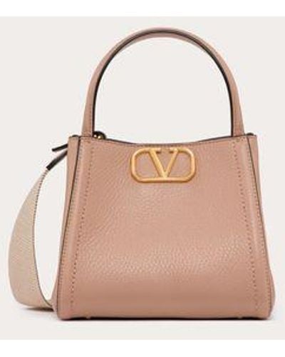 Valentino Garavani KLEINE ALLTIME HANDTASCHE AUS GENARBTEM KALBSLEDER - Pink