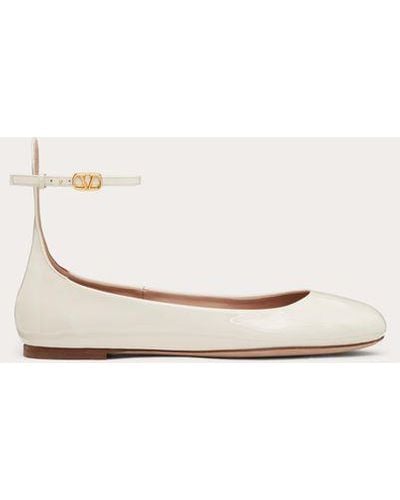 Valentino Garavani TAN-GO LACKLEDER BALLERINAS - Natur